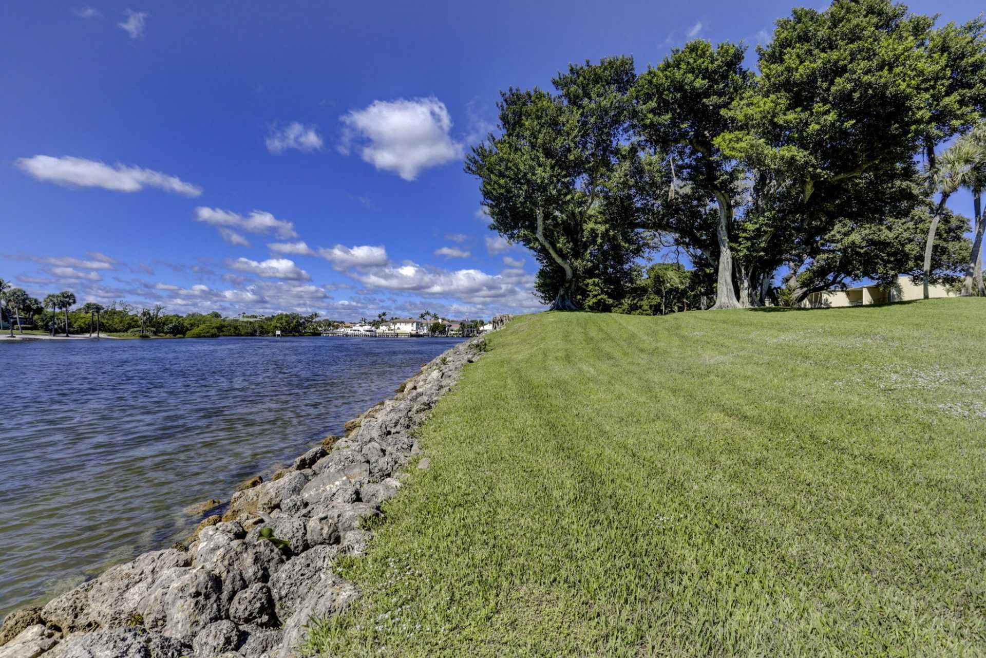 372 Golfview Road, Unit 403, North Palm Beach, FL 33408 Photo