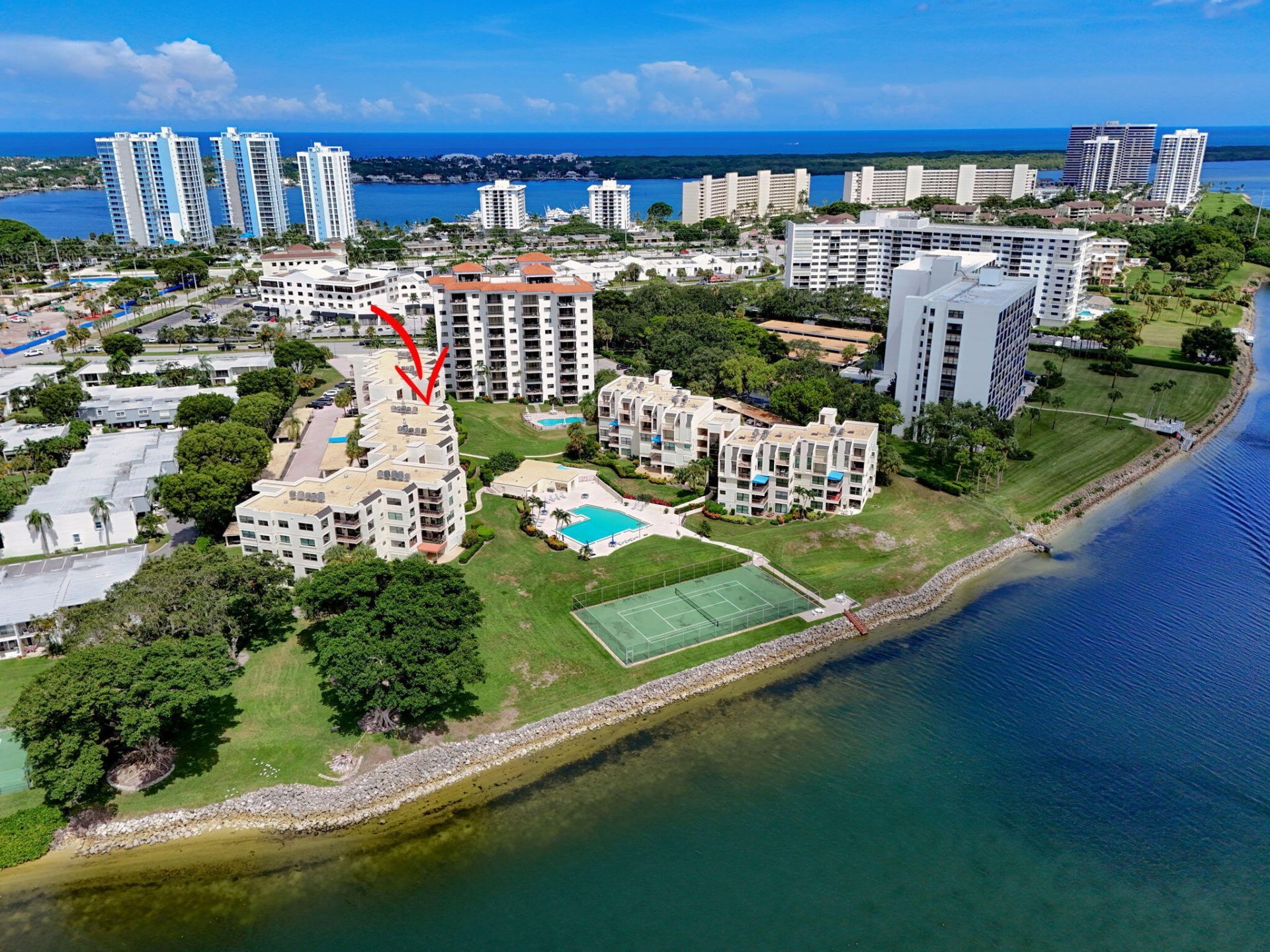 372 Golfview Road, Unit 403, North Palm Beach, FL 33408 Photo