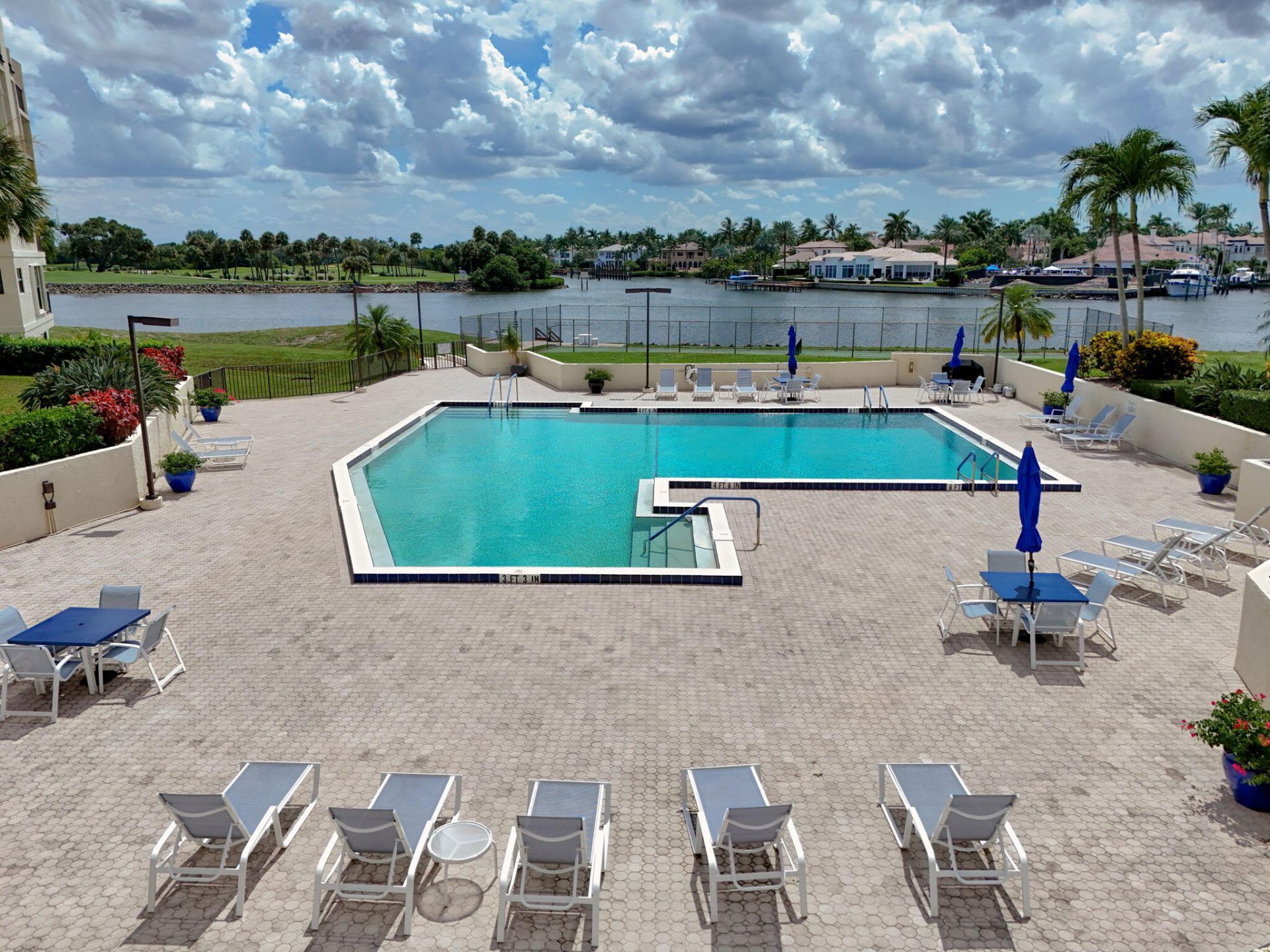 372 Golfview Road, Unit 403, North Palm Beach, FL 33408 Photo