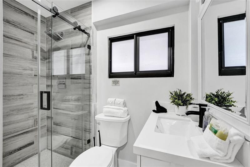 4536 Poinciana Street, Unit 3, Lauderdale by the Sea, FL 33308 Photo