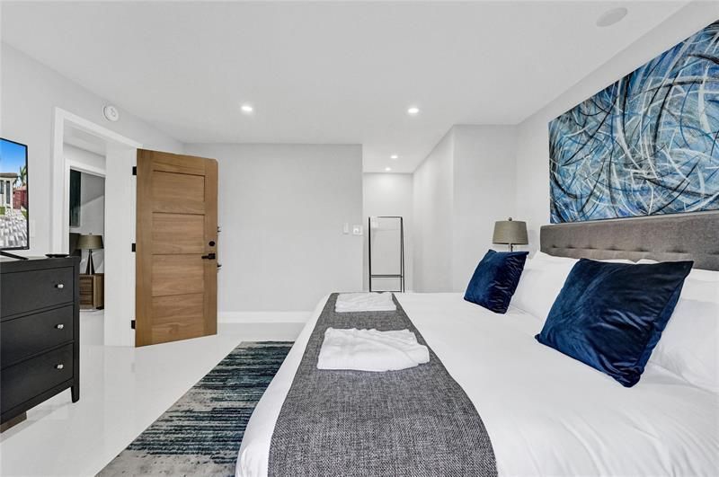 4536 Poinciana Street, Unit 3, Lauderdale by the Sea, FL 33308 Photo