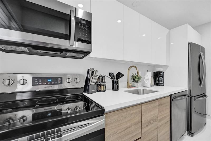 4536 Poinciana Street, Unit 3, Lauderdale by the Sea, FL 33308 Photo