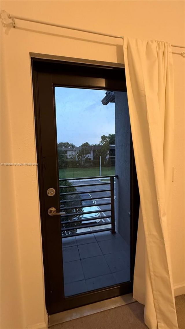 947 NE 211th St, Unit 947, Miami, FL 33179 Photo