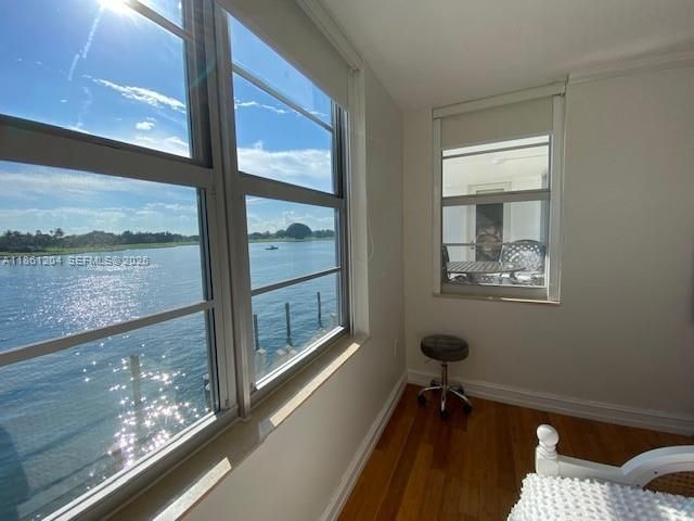 9250 W Bay Harbor Dr, Unit 3B, Bay Harbor Islands, FL 33154 Photo