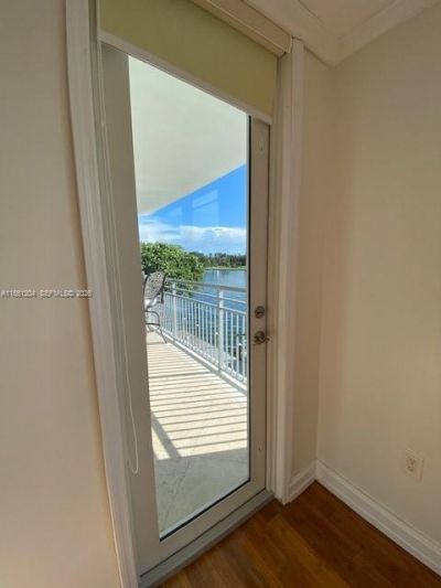 9250 W Bay Harbor Dr, Unit 3B, Bay Harbor Islands, FL 33154 Photo