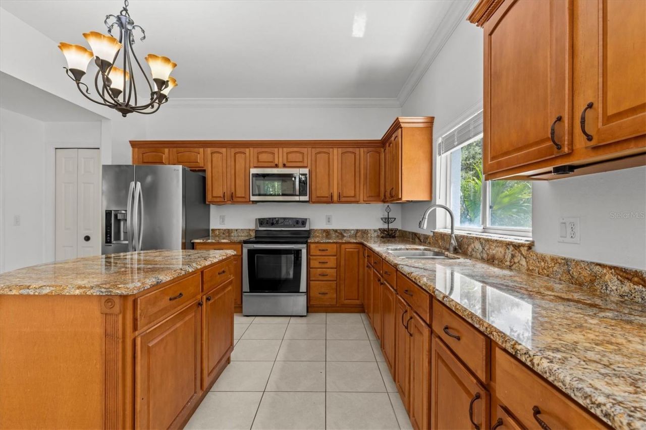 2328 Warwick Drive, Oldsmar, FL 34677 Photo