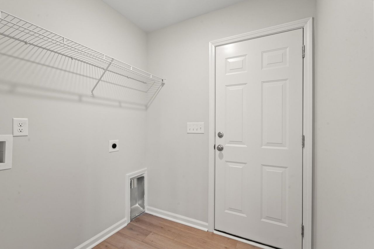 365 5th Ave. Photo 6