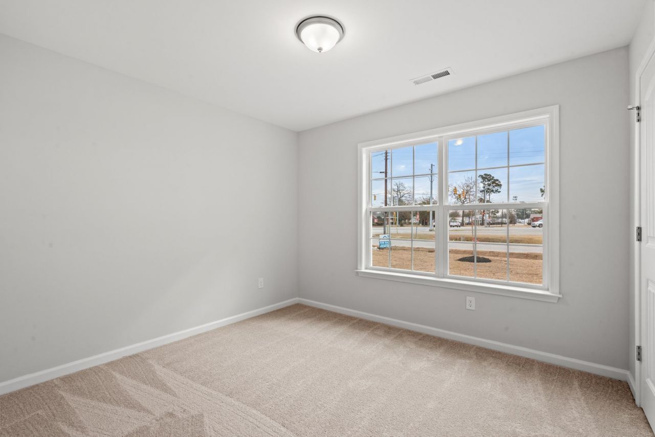 375 5th Ave. Photo 9