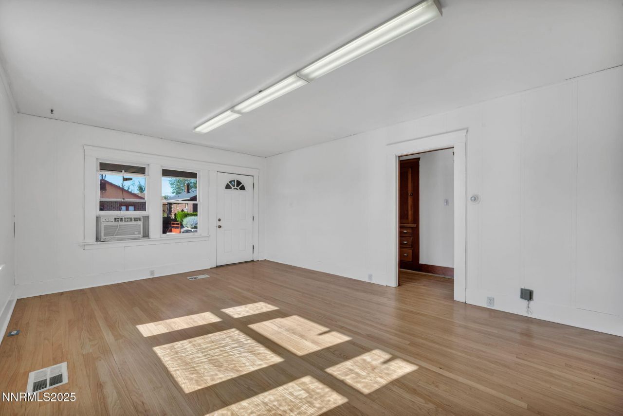 463 Moran Street, Reno, NV 89502 Photo