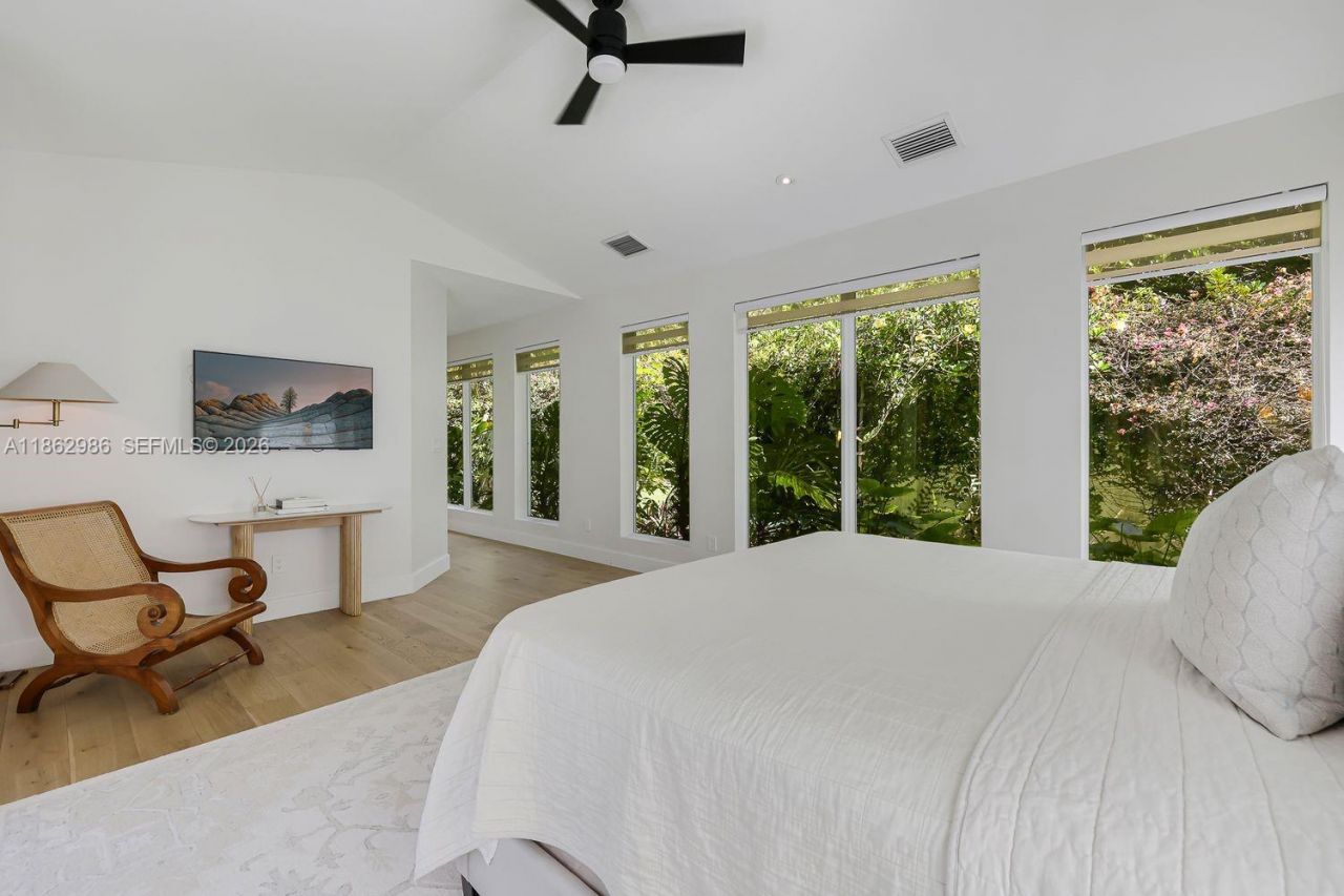 6910 SW 145th Ter, Palmetto Bay, FL 33158 Photo