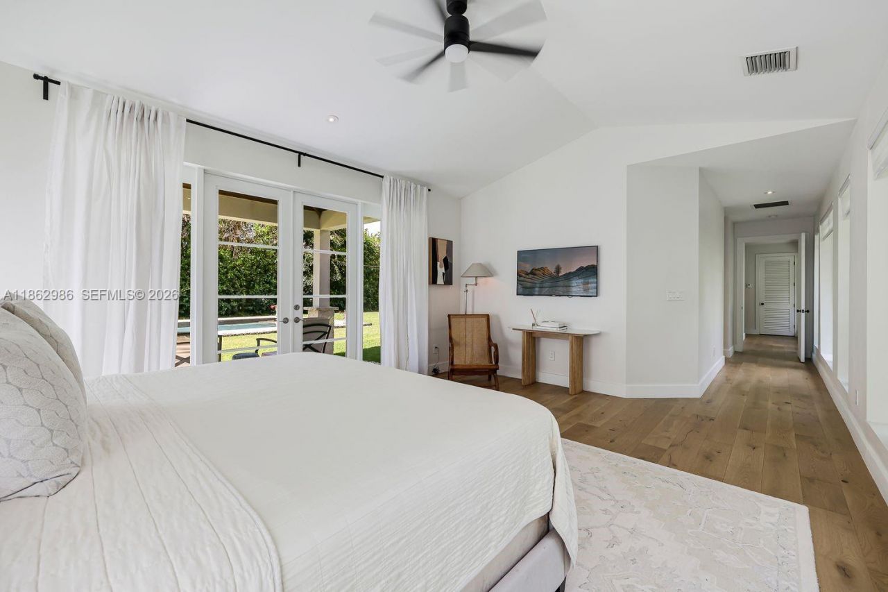 6910 SW 145th Ter, Palmetto Bay, FL 33158 Photo