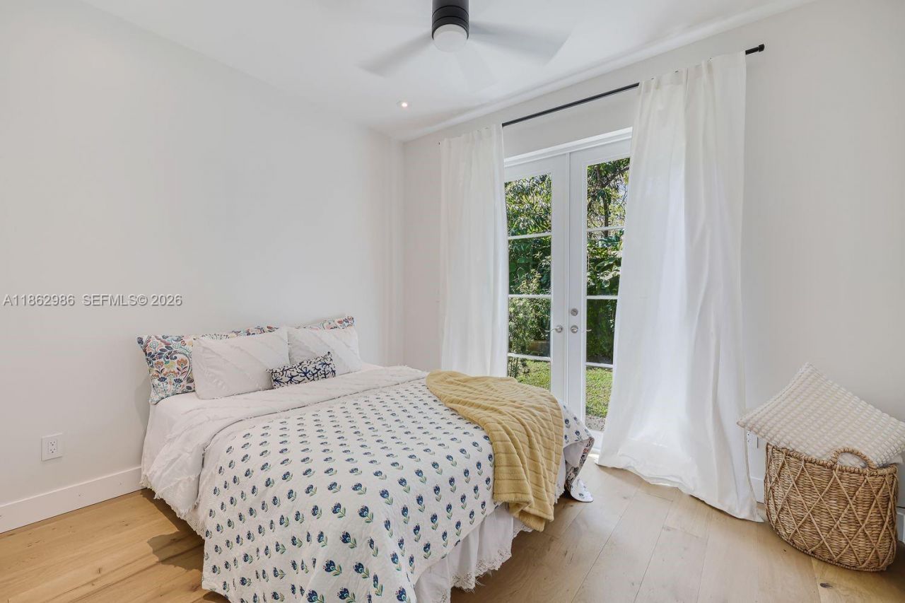 6910 SW 145th Ter, Palmetto Bay, FL 33158 Photo