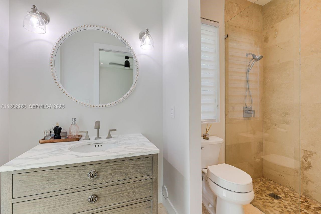 6910 SW 145th Ter, Palmetto Bay, FL 33158 Photo