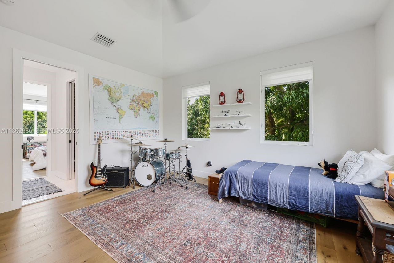 6910 SW 145th Ter, Palmetto Bay, FL 33158 Photo