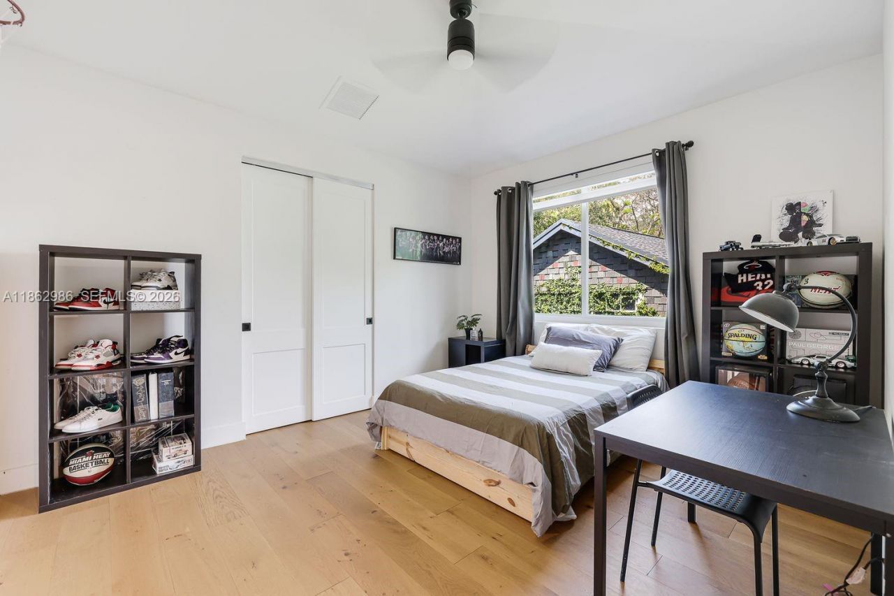 6910 SW 145th Ter, Palmetto Bay, FL 33158 Photo