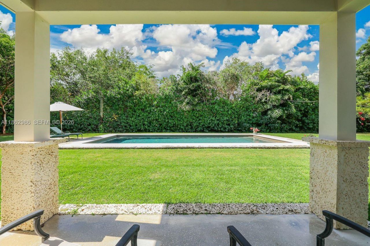 6910 SW 145th Ter, Palmetto Bay, FL 33158 Photo