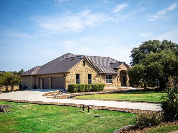 1273 Via Principale, New Braunfels, TX 78132
