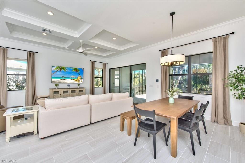 9280 Cormorant Dr, Naples, FL 34120 Photo