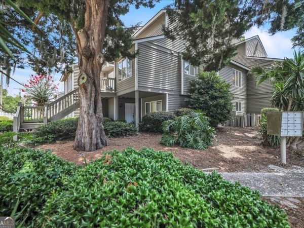 3005 River Drive, Unit 302, Savannah, GA 31404