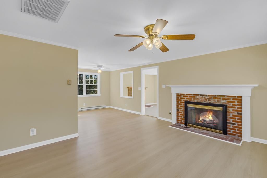 211 Porpoise Cove Lane, Deltaville, VA 23043 Main Photo