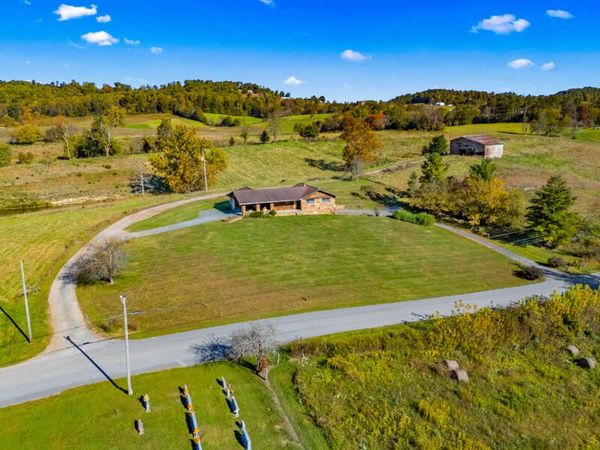 3870 Clinch Valley Road, Thorn Hill, TN 37881