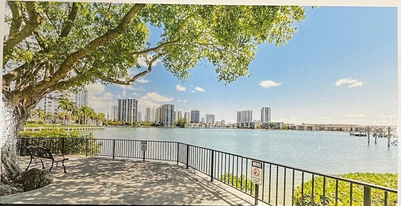 2750 NE 183rd Street, Unit 1401, Aventura, FL 33160 Photo