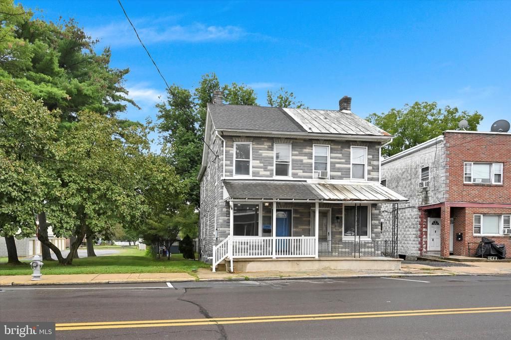 3964 Penn Avenue, Sinking Spring, PA 19608 Main Photo