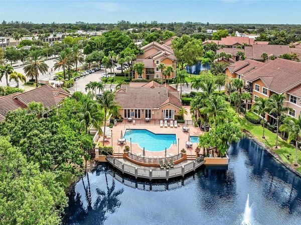 8721 Wiles Rd, Unit 105, Coral Springs, FL 33067