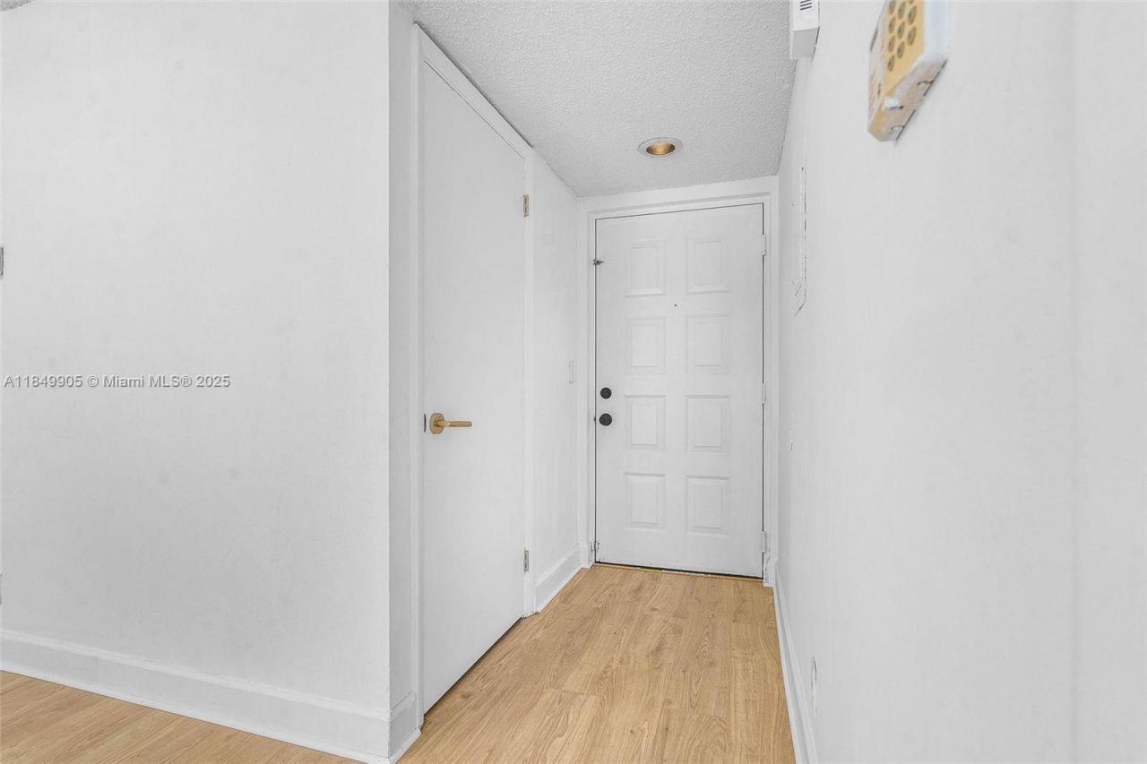 8721 Wiles Rd, Unit 105, Coral Springs, FL 33067 Photo