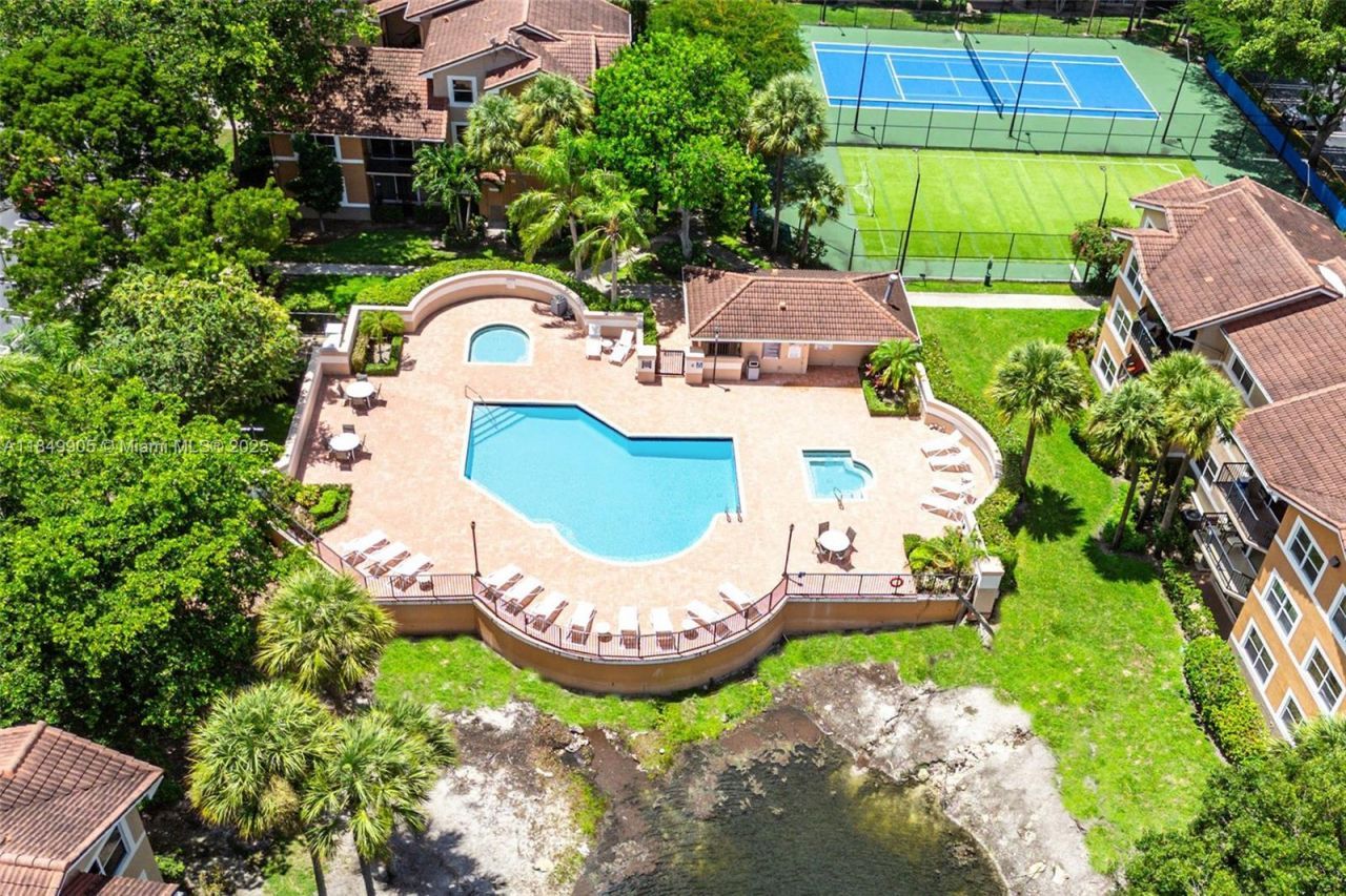 8721 Wiles Rd, Unit 105, Coral Springs, FL 33067 Photo