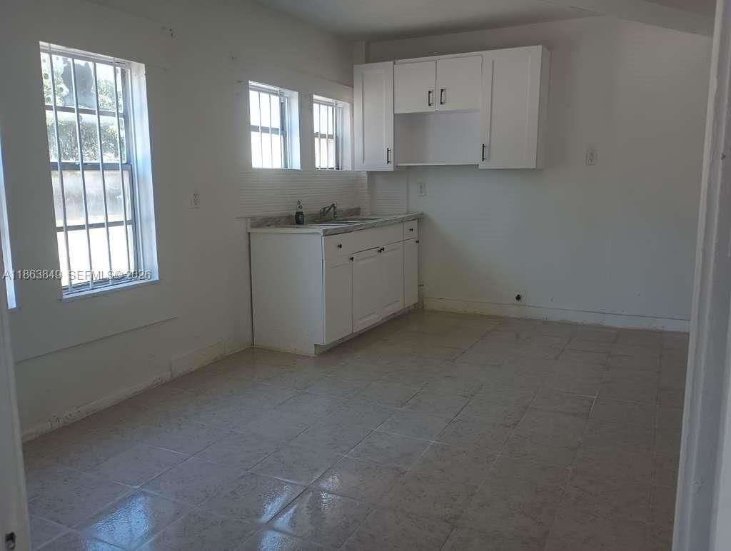 1925 NW 56th St, Miami, FL 33142 Photo