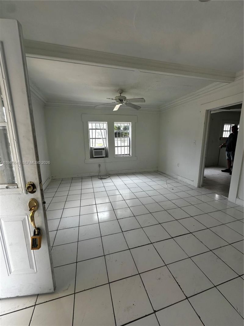 1925 NW 56th St, Miami, FL 33142 Photo