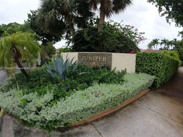 10511 SW 147th Ct, Miami, FL 33196