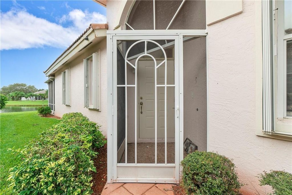 5690 Emerald Cay Terrace, Unit 5690, Boynton Beach, FL 33437 Photo