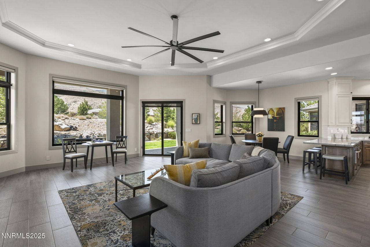 6177 N Featherstone Circle, Reno, NV 89511 Photo