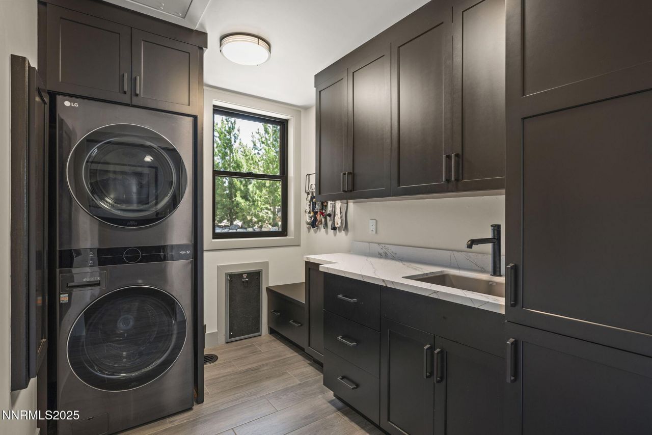 6177 N Featherstone Circle, Reno, NV 89511 Photo