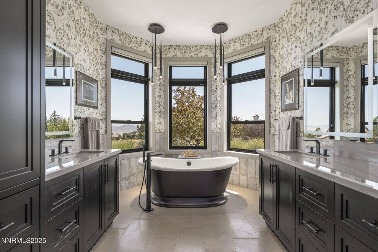 6177 N Featherstone Circle, Reno, NV 89511 Photo