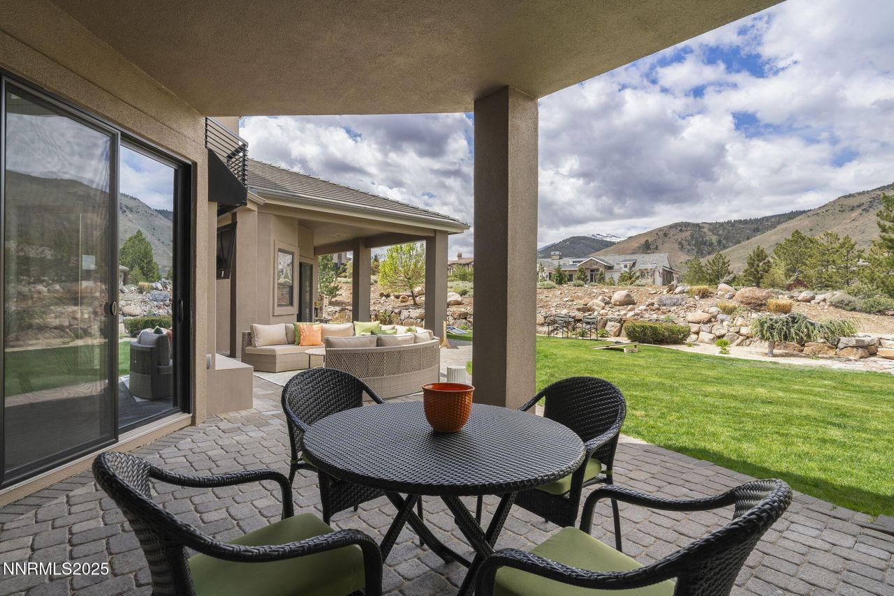 6177 N Featherstone Circle, Reno, NV 89511 Photo