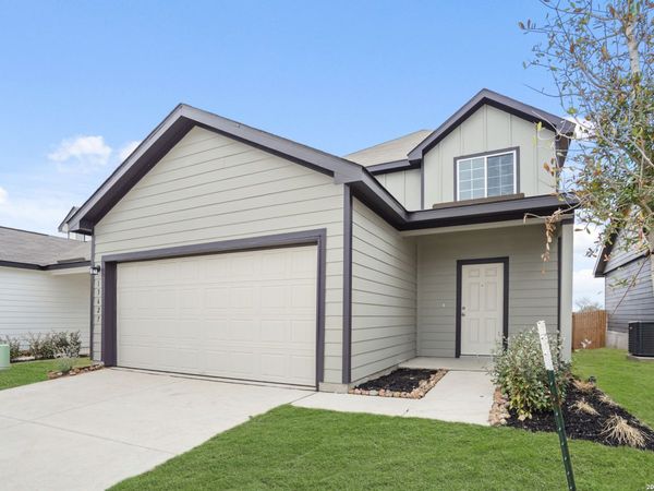 13627 Helton Pass, St Hedwig, TX 78152