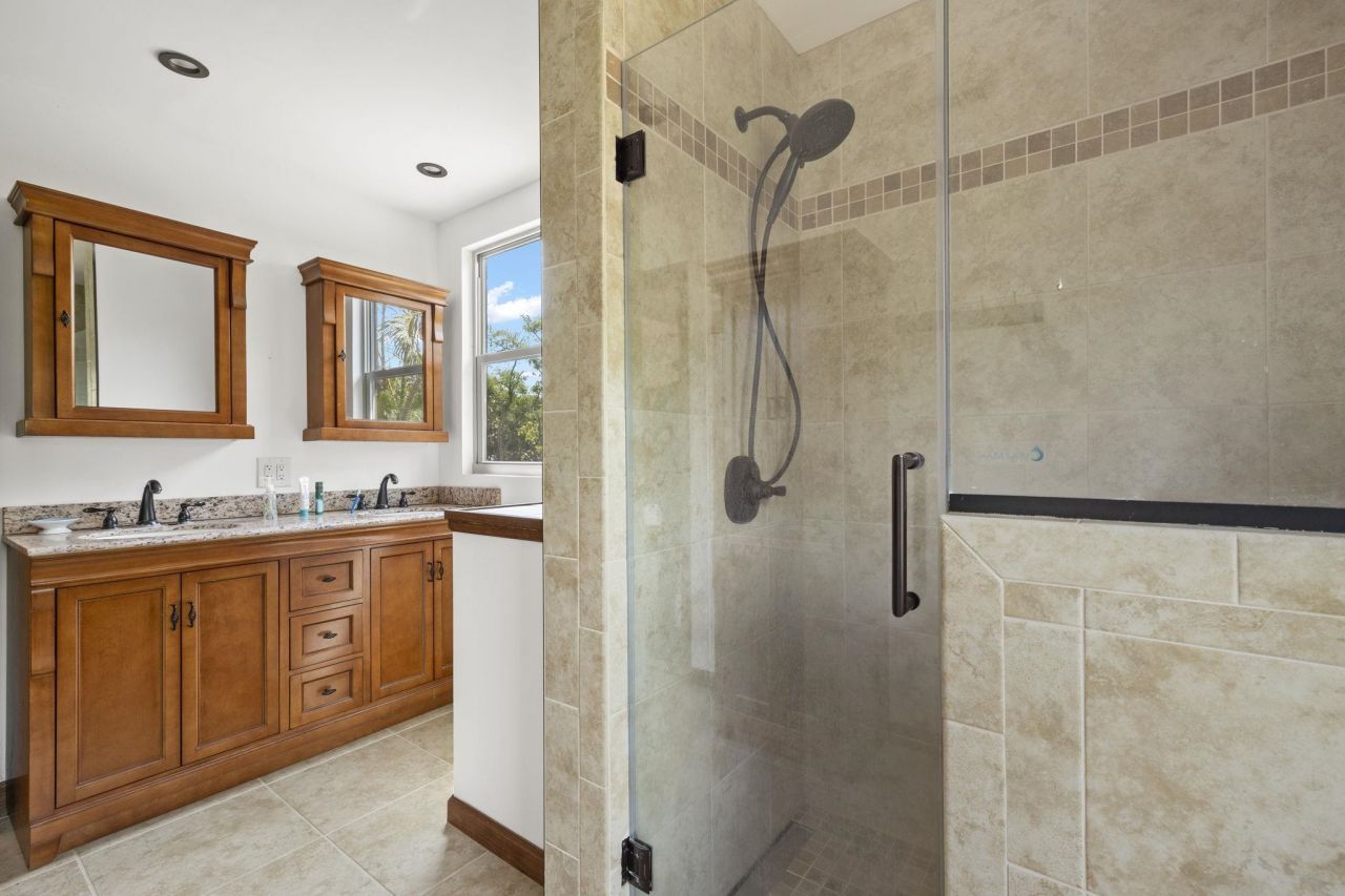 1446 & 1444 Periwinkle Way, Sanibel, FL 33957 Photo