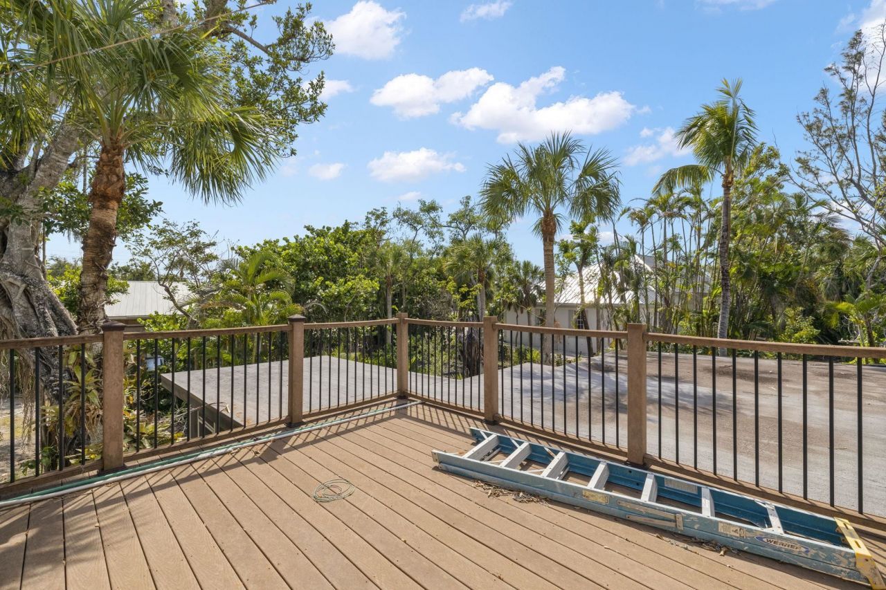 1446 & 1444 Periwinkle Way, Sanibel, FL 33957 Photo