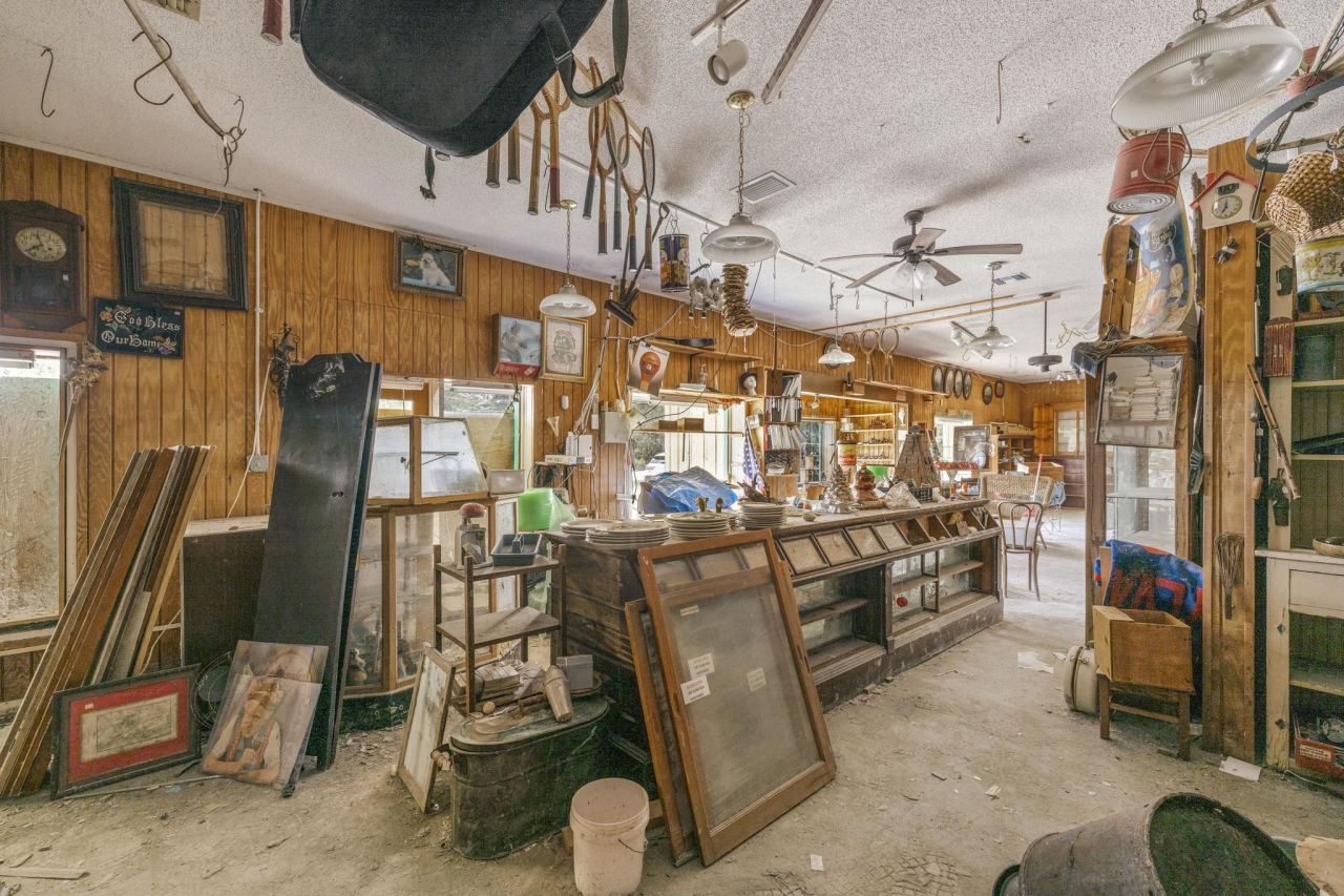 1446 & 1444 Periwinkle Way, Sanibel, FL 33957 Photo