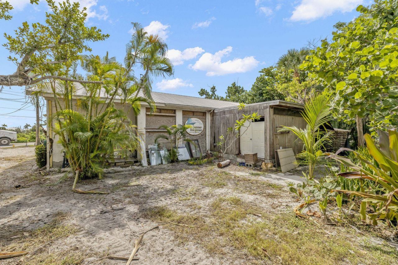 1446 & 1444 Periwinkle Way, Sanibel, FL 33957 Photo