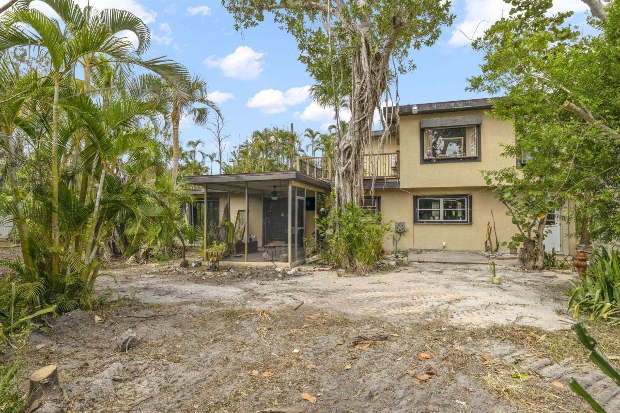 1446 & 1444 Periwinkle Way, Sanibel, FL 33957 Photo