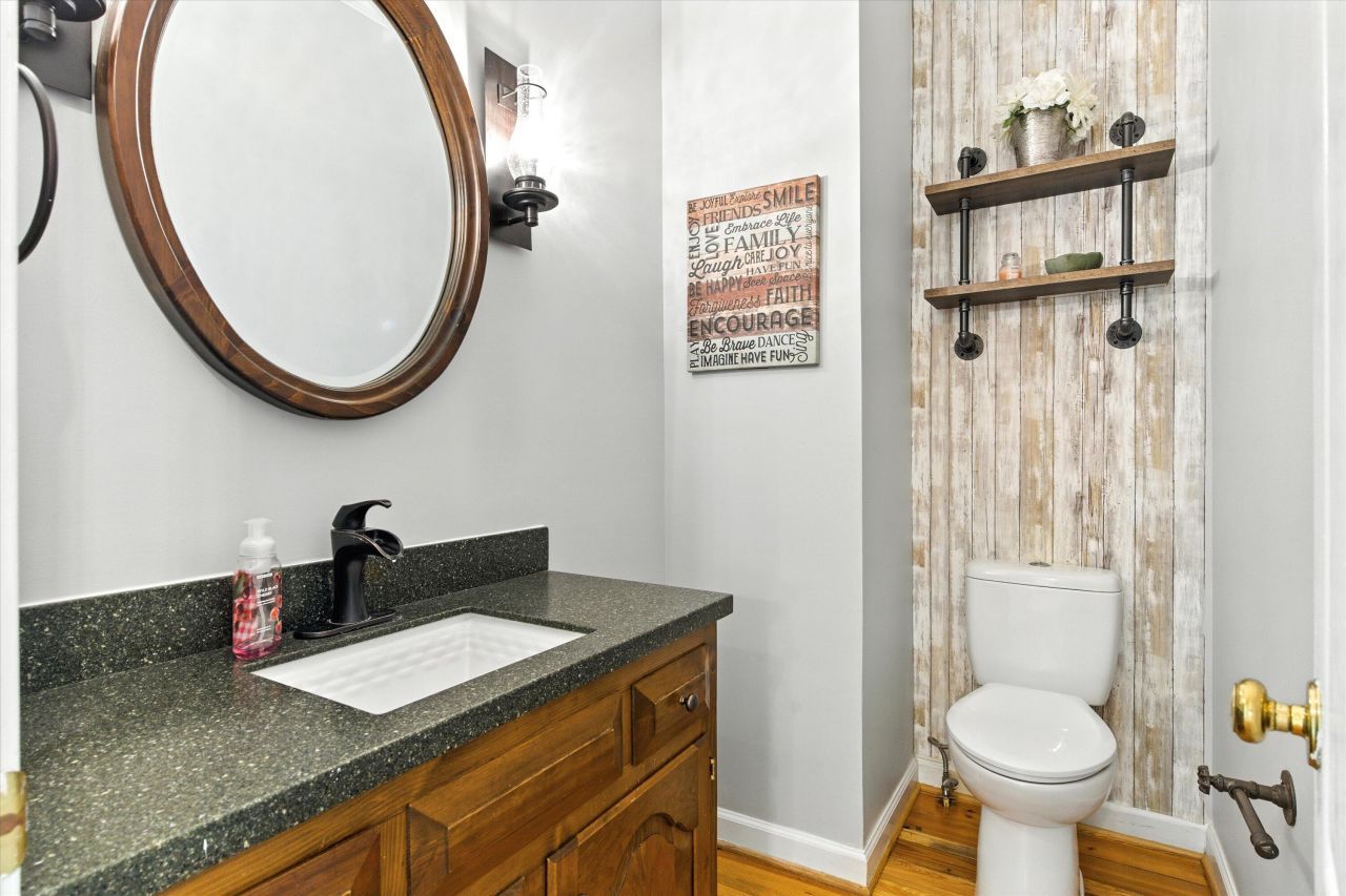 123 Huckleberry Lane Photo 15