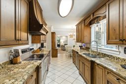 123 Huckleberry Lane photo 4