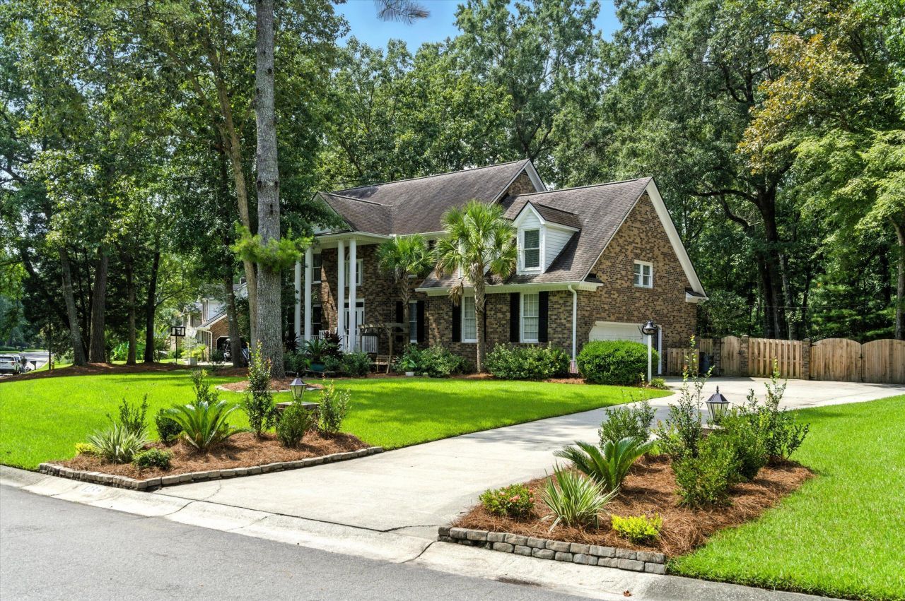 123 Huckleberry Lane Photo 8