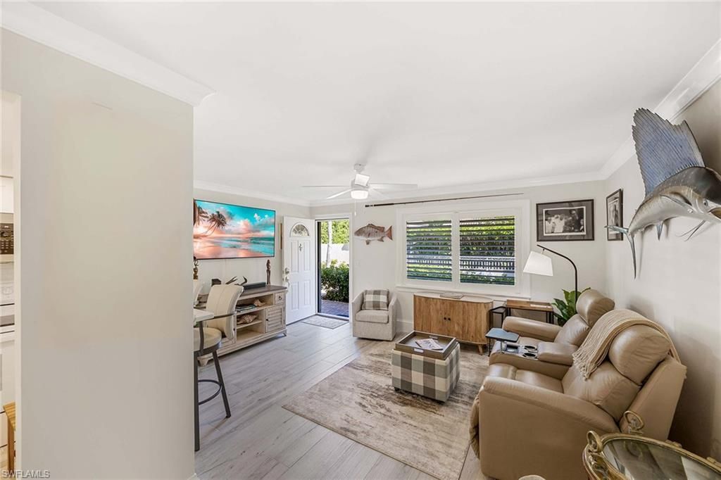 950 7th Ave S, Unit 14, Naples, FL 34102 Photo