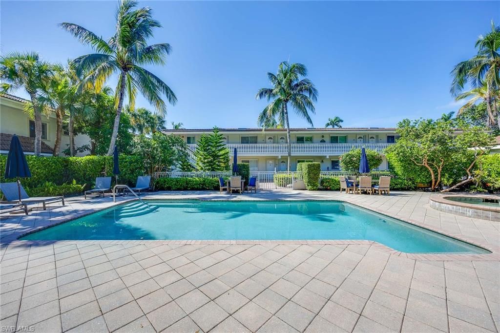 950 7th Ave S, Unit 14, Naples, FL 34102 Photo