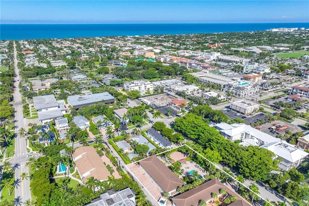 950 7th Ave S, Unit 14, Naples, FL 34102 Photo